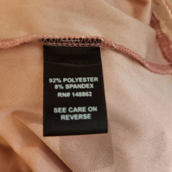 Torrid Pink Crushed Velvet Tank with Braided Detail Size 0 (5020) - Picture 4 of 6